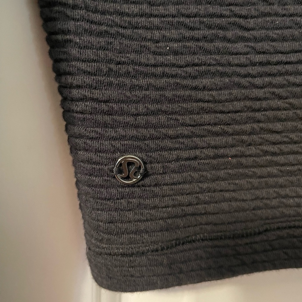 Lululemon Limited Edition Turtle Neck - image 2